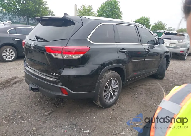 5TDJZRFH4JS556306: 42181124