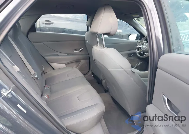 KMHLL4DGXRU786085: 42181285