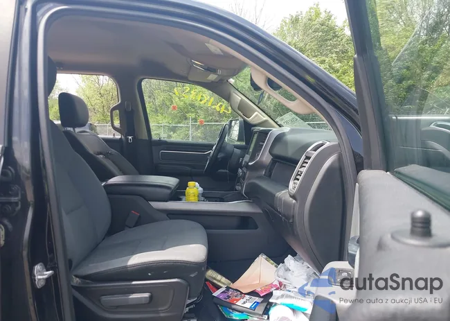 1C6SRFFTXKN539189: 42181357