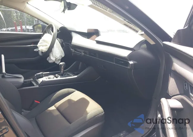 3MZBPAAL2NM301468: 42181416