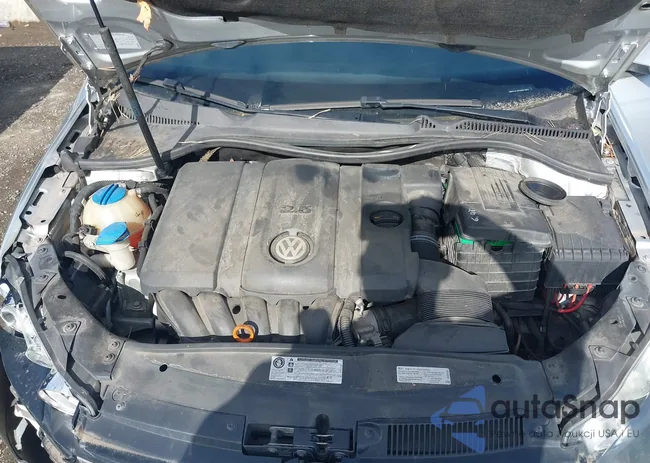 3VWPP7AJ9DM641853: 42182458