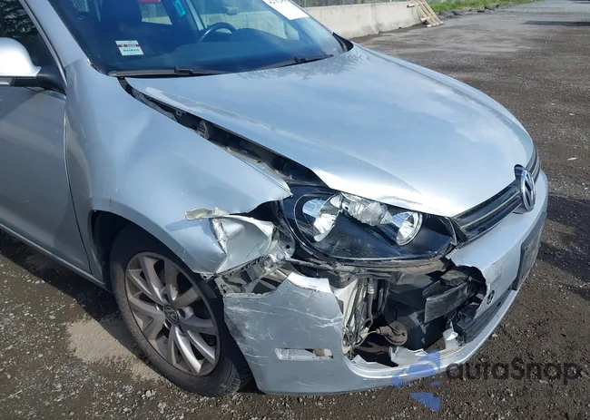 3VWPP7AJ9DM641853: 42182458