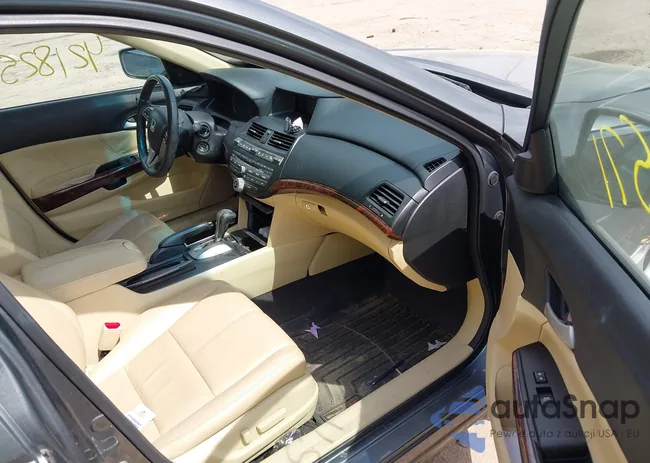 5J6TF2H53CL011899: 42182571