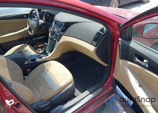 5NPEC4AC5DH682461: 42182578