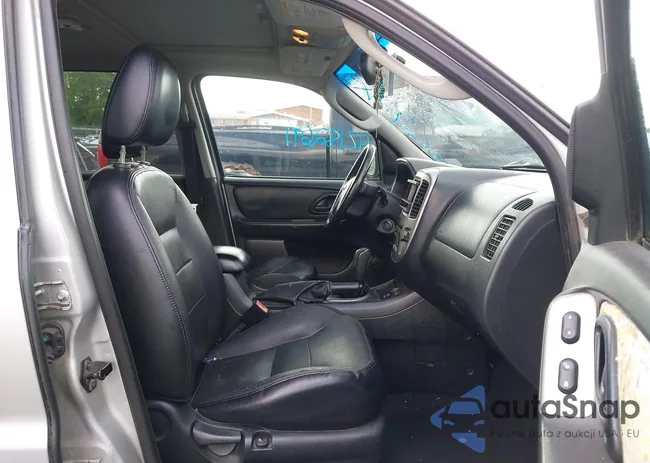 1FMCU94195KB15941: 42182691