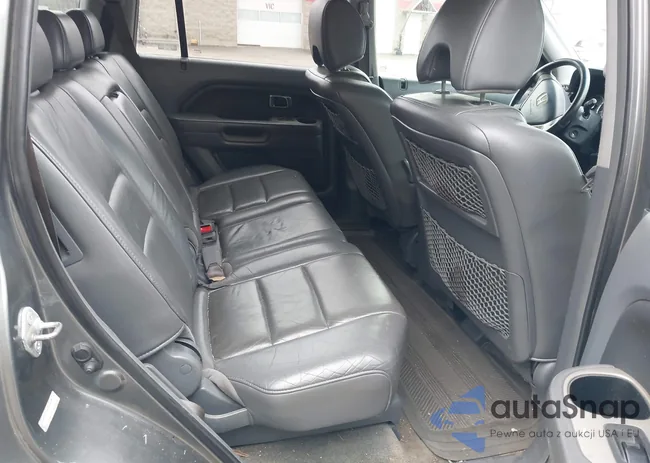 2HKYF18667H526601: 42182710