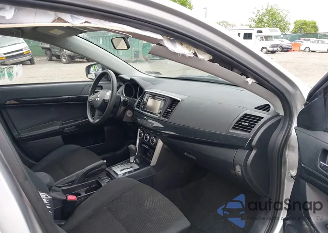 JA32V2FW6HU006938: 42182823