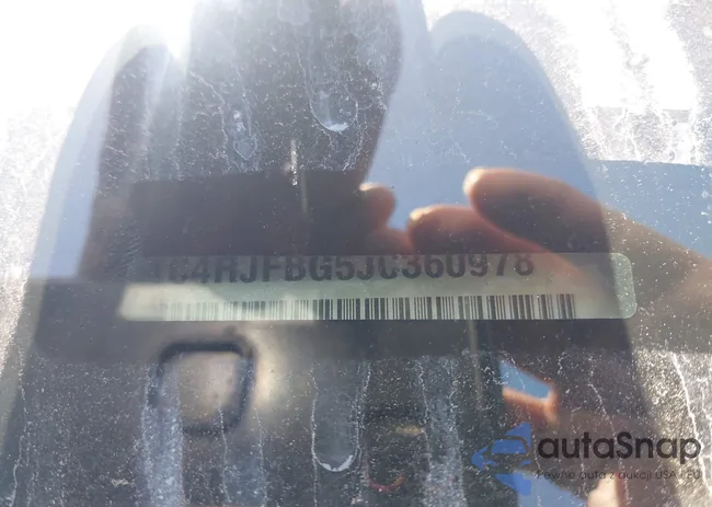 1C4RJFBG5JC360978: 42182829