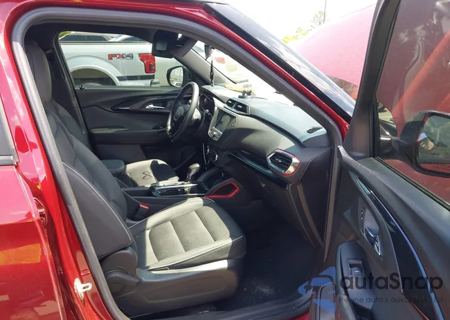 KL79MTSL9NB031888: 42182833