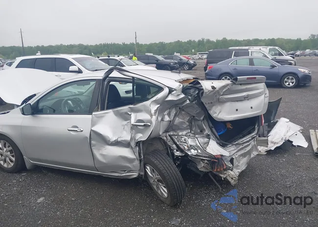 3N1CN7APXJL823366: 42182848