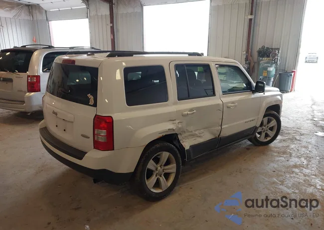 1C4NJPFB9HD153968: 42182985