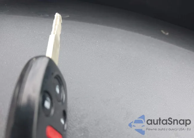 2HGFB2F53DH501552: 42182299