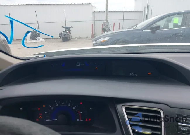 2HGFB2F53DH501552: 42182299