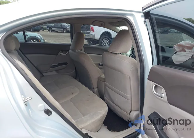 19XFB2F59CE338754: 42182303