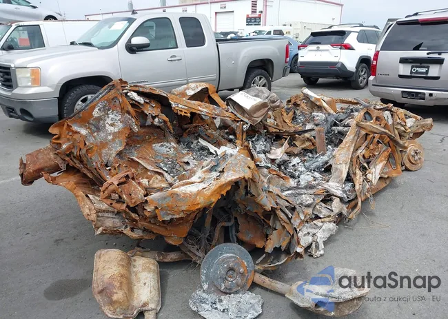 2C3CDZAG3GH131774: 42182379