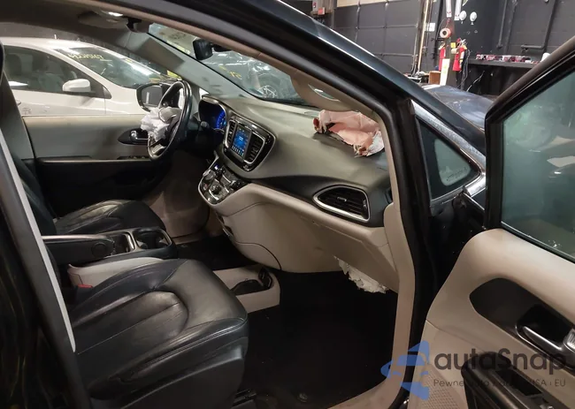 2C4RC1BG2LR280156: 42182406