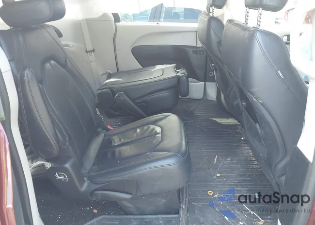 2C4RC1BG4KR596866: 42183458