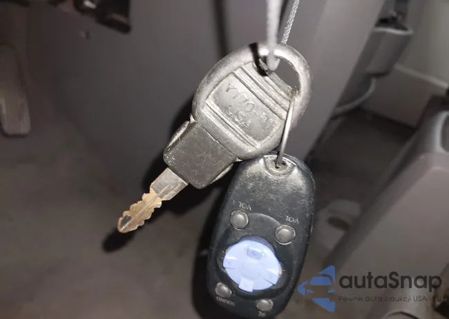 2A8HR54119R584798: 42183484