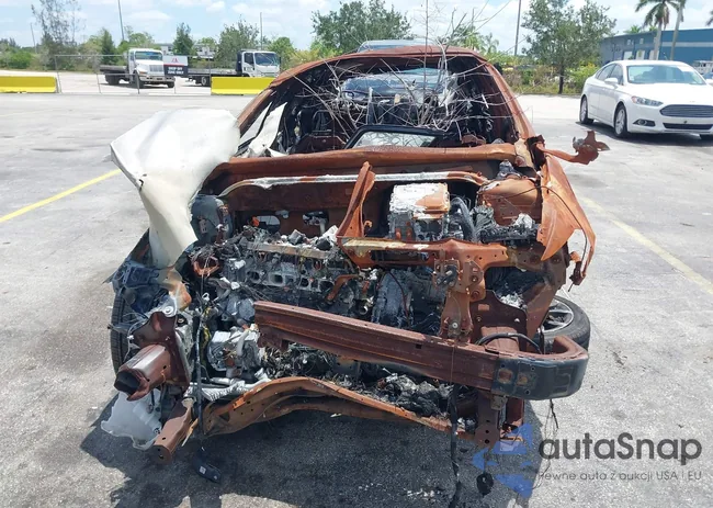 3FA6P0LU4JR197220: 42183514