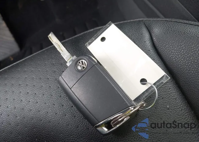 3VV3B7AX7KM194376: 42183541