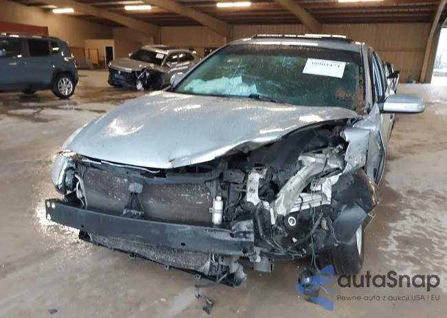 1N4AL2AP6AN475326: 42183694