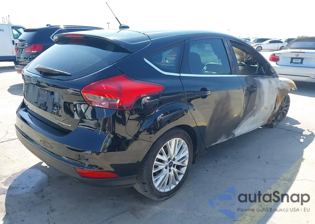 1FADP3N21JL289677: 42183812