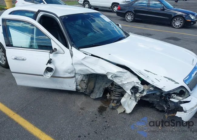 2LNBL8CV6BX758446: 42183903