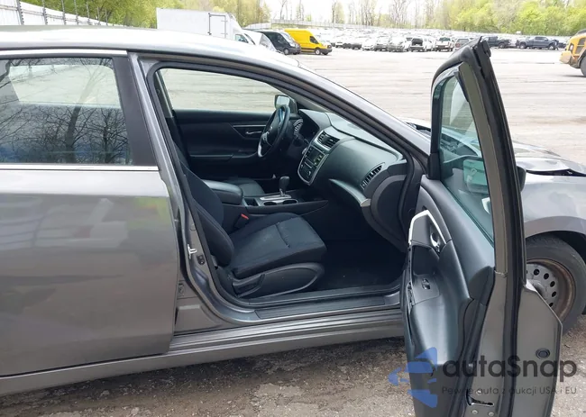 1N4AL3AP9JC220140: 42183961