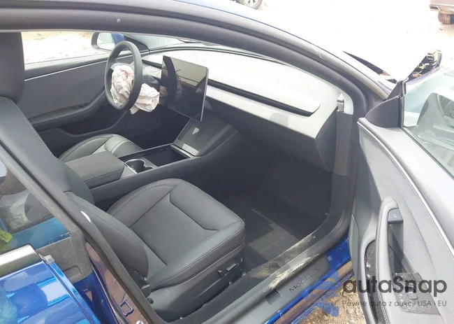 5YJ3E1EAXSF976457: 42183099