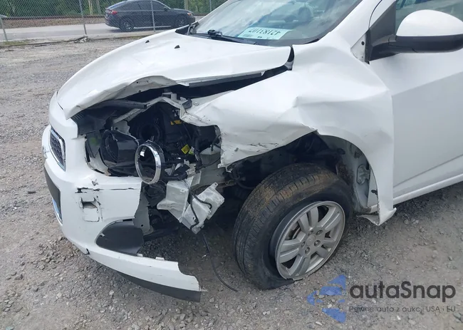 1G1JC5SH6E4215922: 42183107