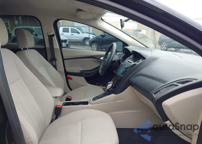 1FADP3F24FL349439: 42183340