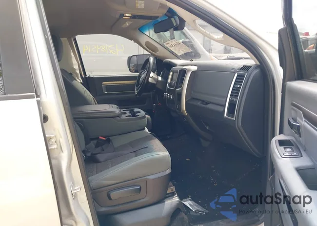 1C6RR7LTXES283988: 42184514