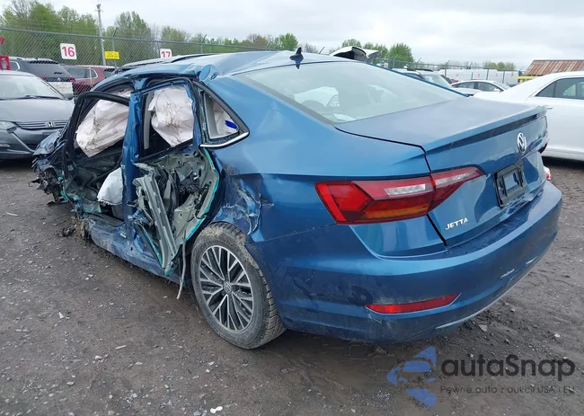 3VWC57BU5KM227849: 42184572