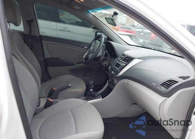 KMHCT4AE4FU824652: 42184653