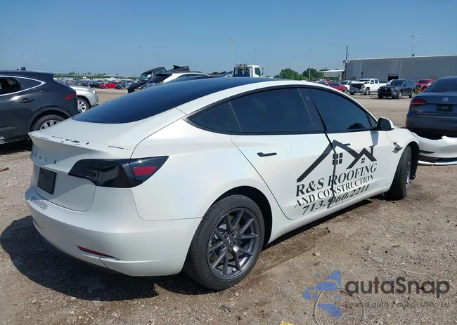 5YJ3E1EB5MF091434: 42184658