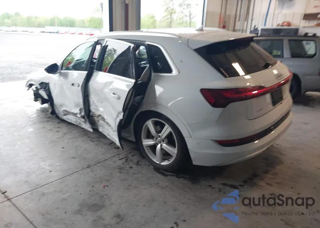 WA1LAAGE4KB023803: 42184693