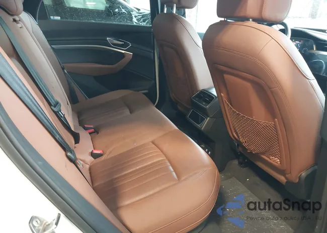 WA1LAAGE4KB023803: 42184693