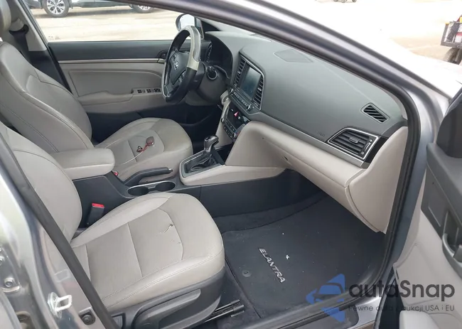 5NPD84LF8HH065825: 42184898