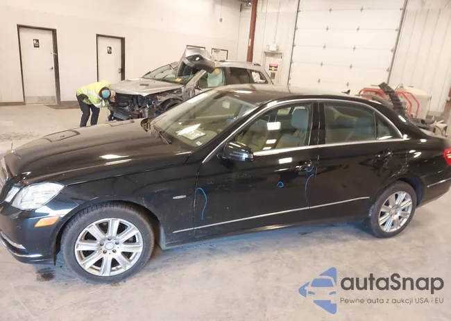 WDDHF8JB5CA563419: 42184077