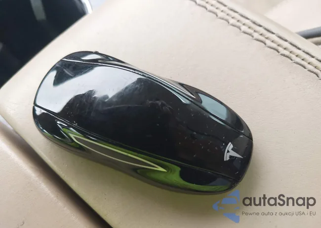 5YJSA1DP9DFP04076: 42185465