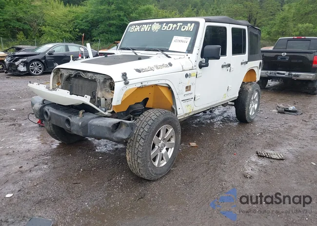 1C4BJWDG9DL699472: 42185614