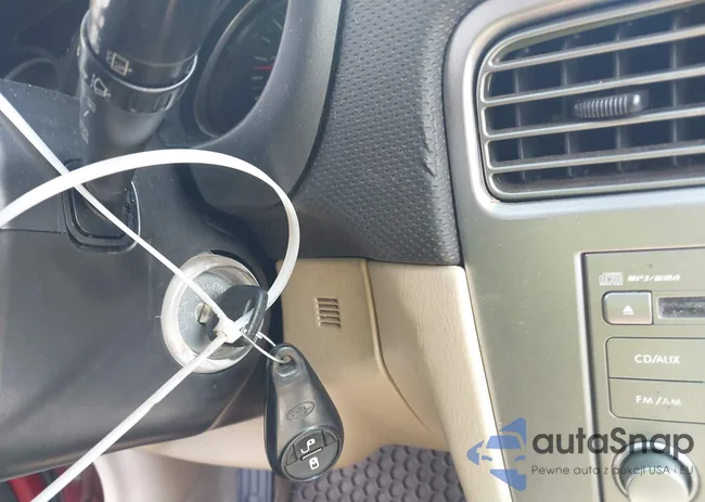 JF1SG65658H725682: 42185640