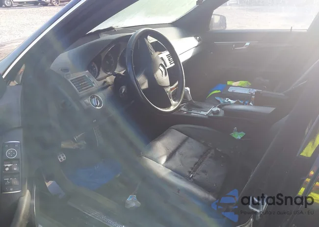 WDDGF5EB8BR141083: 42185957