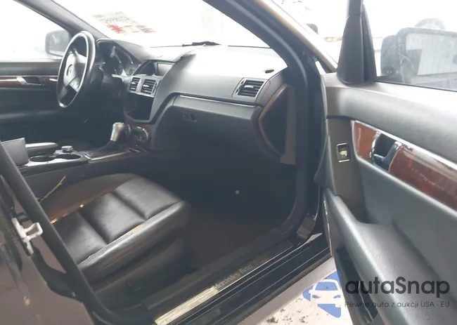 WDDGF5EB8BR141083: 42185957