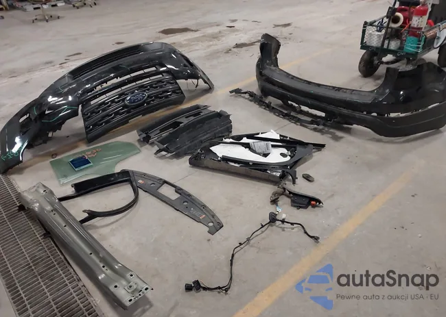 1FM5K8D89JGC40408: 42186500