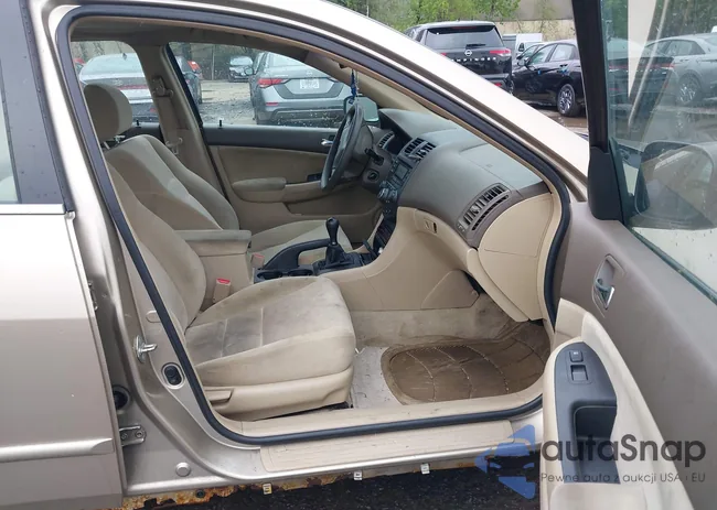 1HGCM55363A136733: 42186733