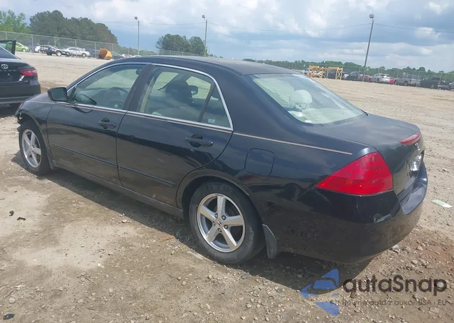 1HGCM56477A016436: 42186107