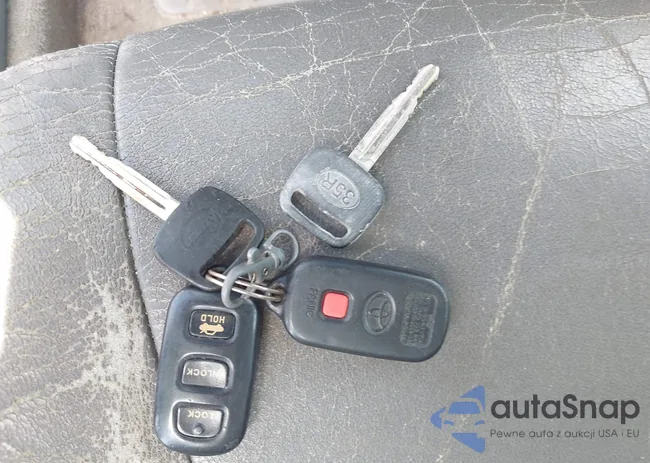 4T1BE32K55U955026: 42186192