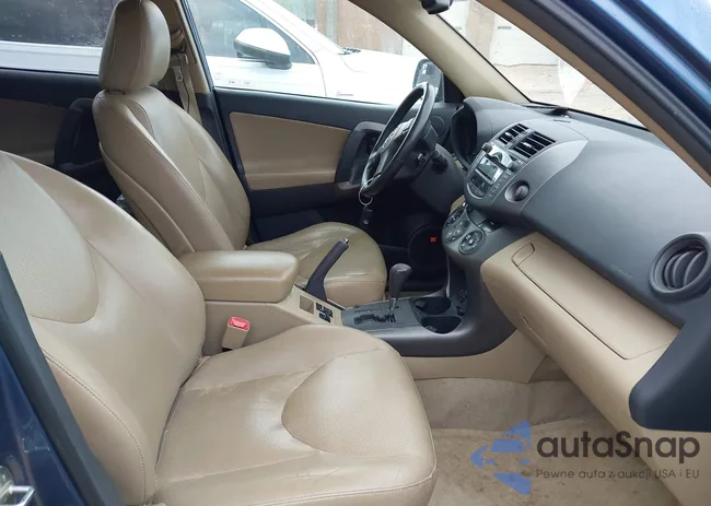 2T3DK4DV8BW045596: 42186344