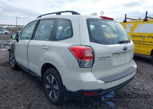 JF2SJABC0HH811069: 42186371